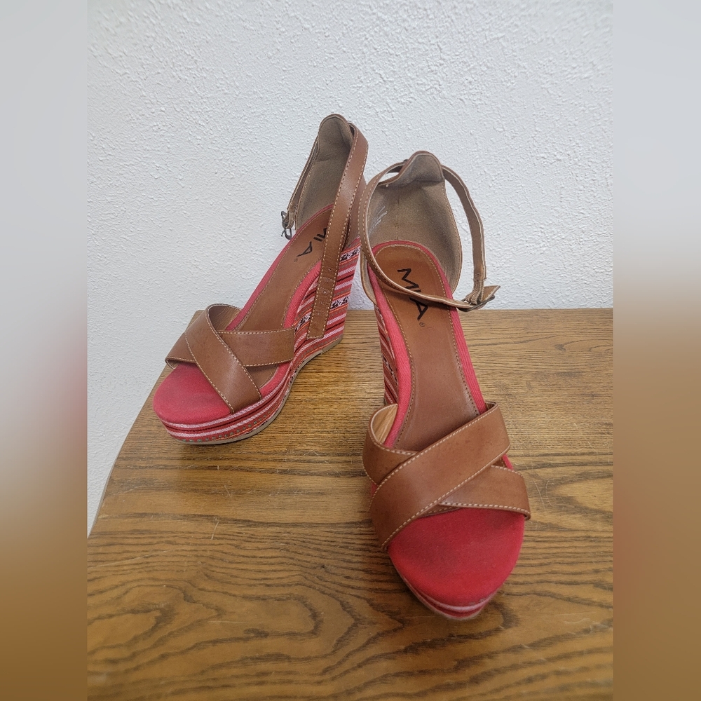 #21 MIA Red Brown Platform Wedge Heels with Ankle Strap 8.5M